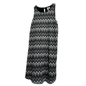 TACERA Womens Sleeveless Dress Size Medium Round Neck Chevron Black Blue White